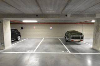 Makkelijk te bereiken staanplaats gelegen in de "Tower" te Duinenwater. ...