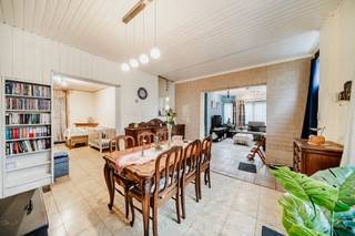 Ideaal gelegen in Rixensart, in het hart van de wijk Bourgeois, geniet deze halfopen bebouwing van een bevoorrechte ligging, in de...