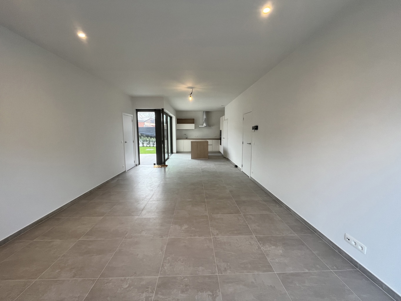 Apartment for rent in Nazareth with 3 bedrooms - photo 3