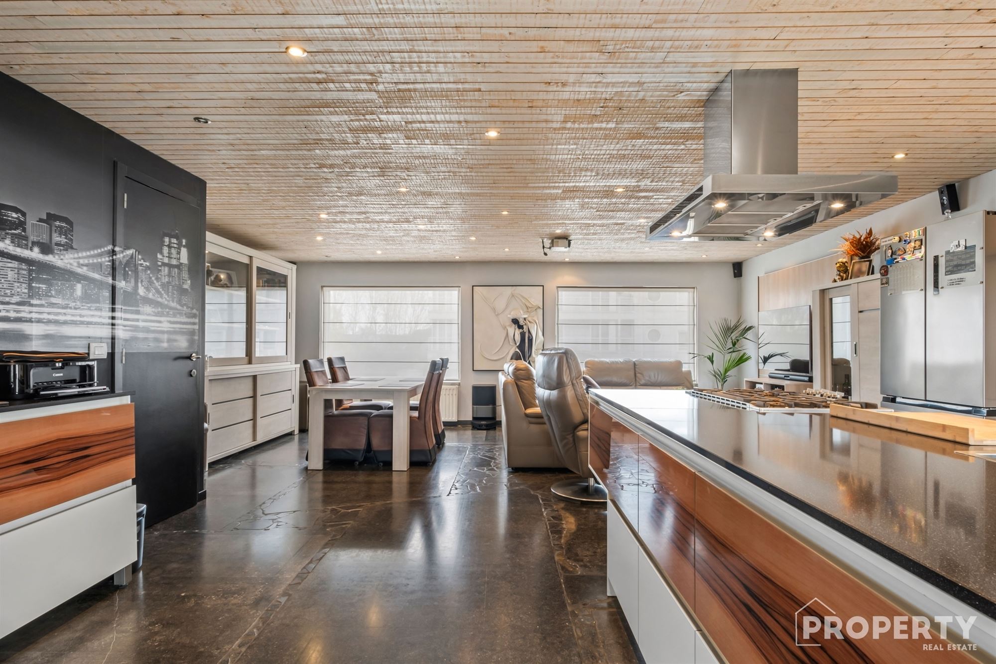 Retail Space with Apartment - photo 5