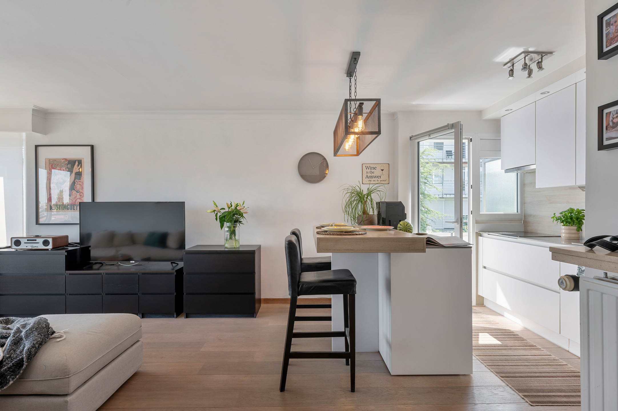 Apartment for sale in Borgerhout with 1 bedroom - photo 2