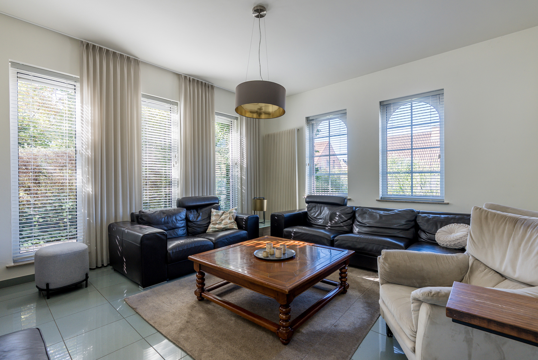 Instapklare woning op prachtig perceel van bijna 27 are! - foto 4