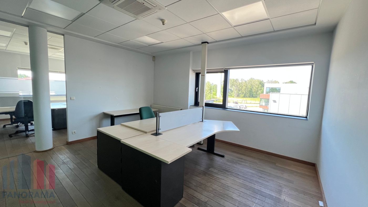 Move-in ready office space of 146 m² near the E313 - photo 2