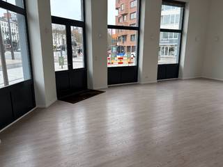 Commercial à louer à Anvers