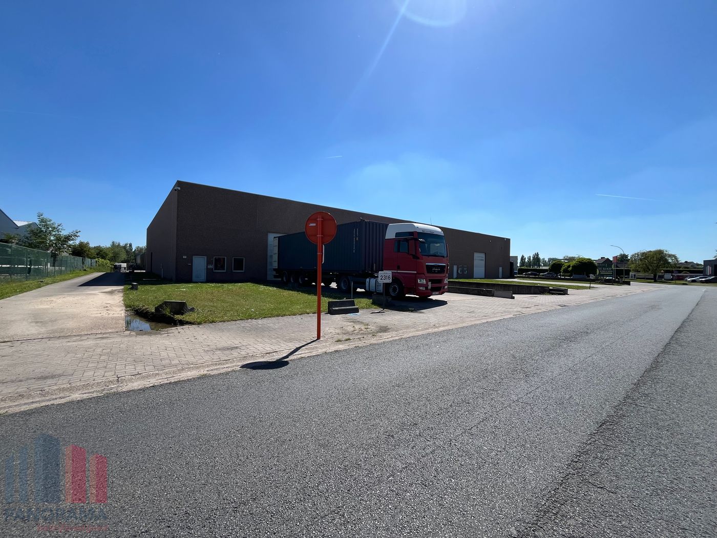 Magazijnruimte van 764 m² op absolute toplocatie vlakbij E17 - photo 5