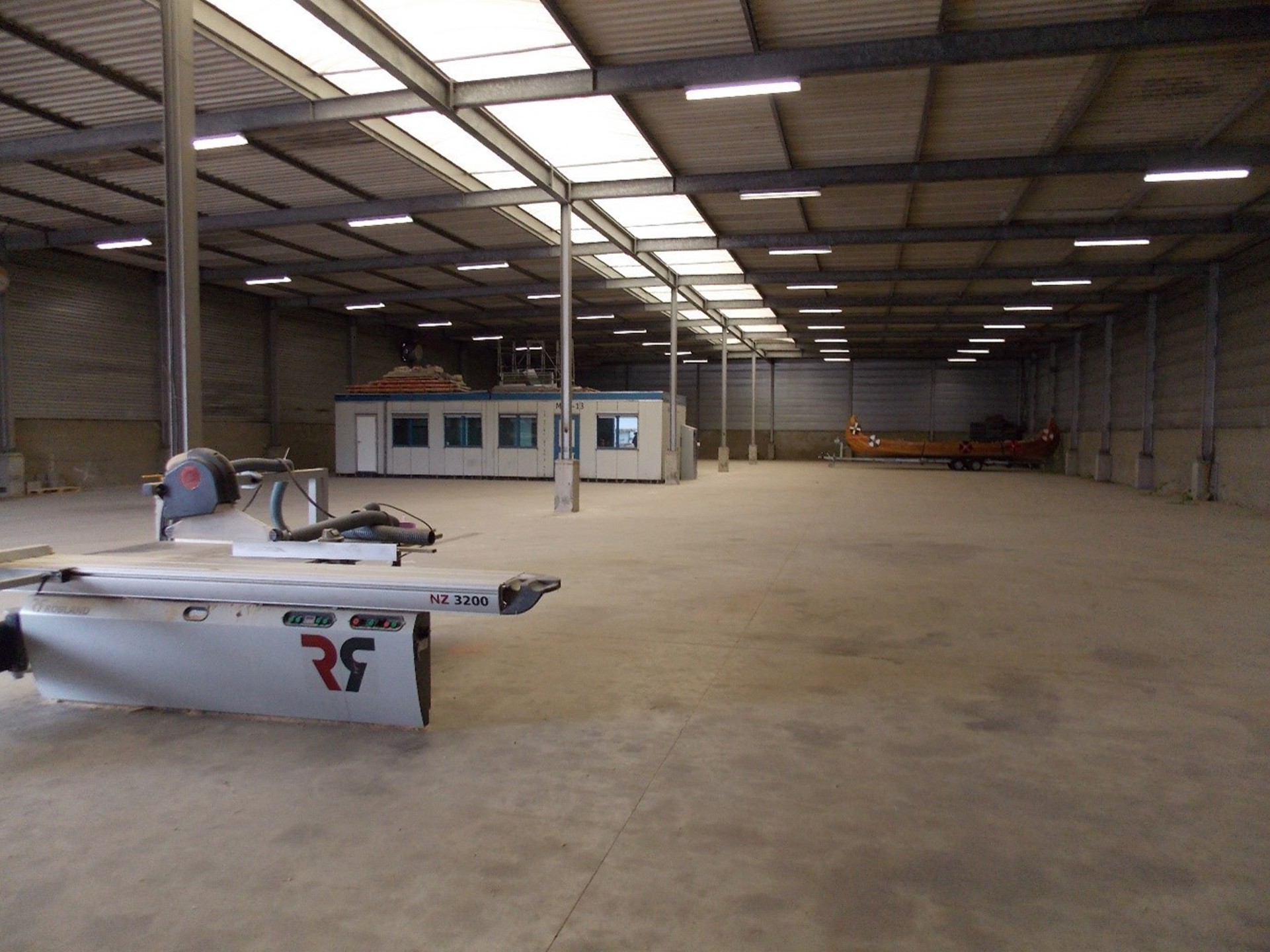 MAGAZIJN VAN 1800M² - foto 2