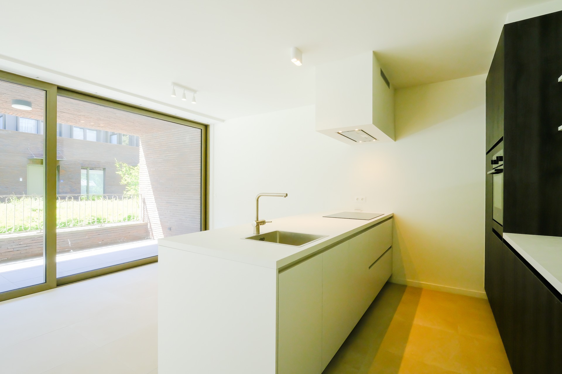 Nieuwbouwappartement met 2 slaapkamers in het charmante Oud-Rekem - foto 5