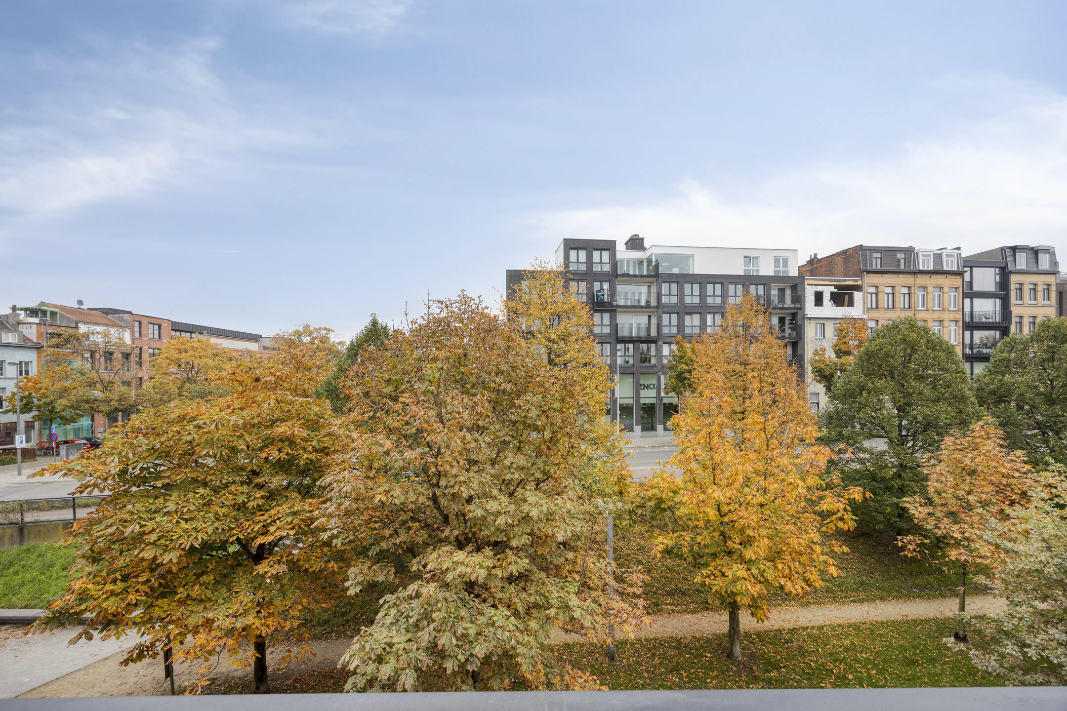 Recent appartement met 2 terrassen aan Park Spoor Noord. - foto 3