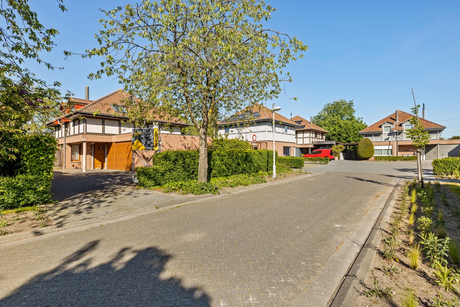 Instapklare gezinswoning met 3 slaapkamers nabij het centrum - foto 2
