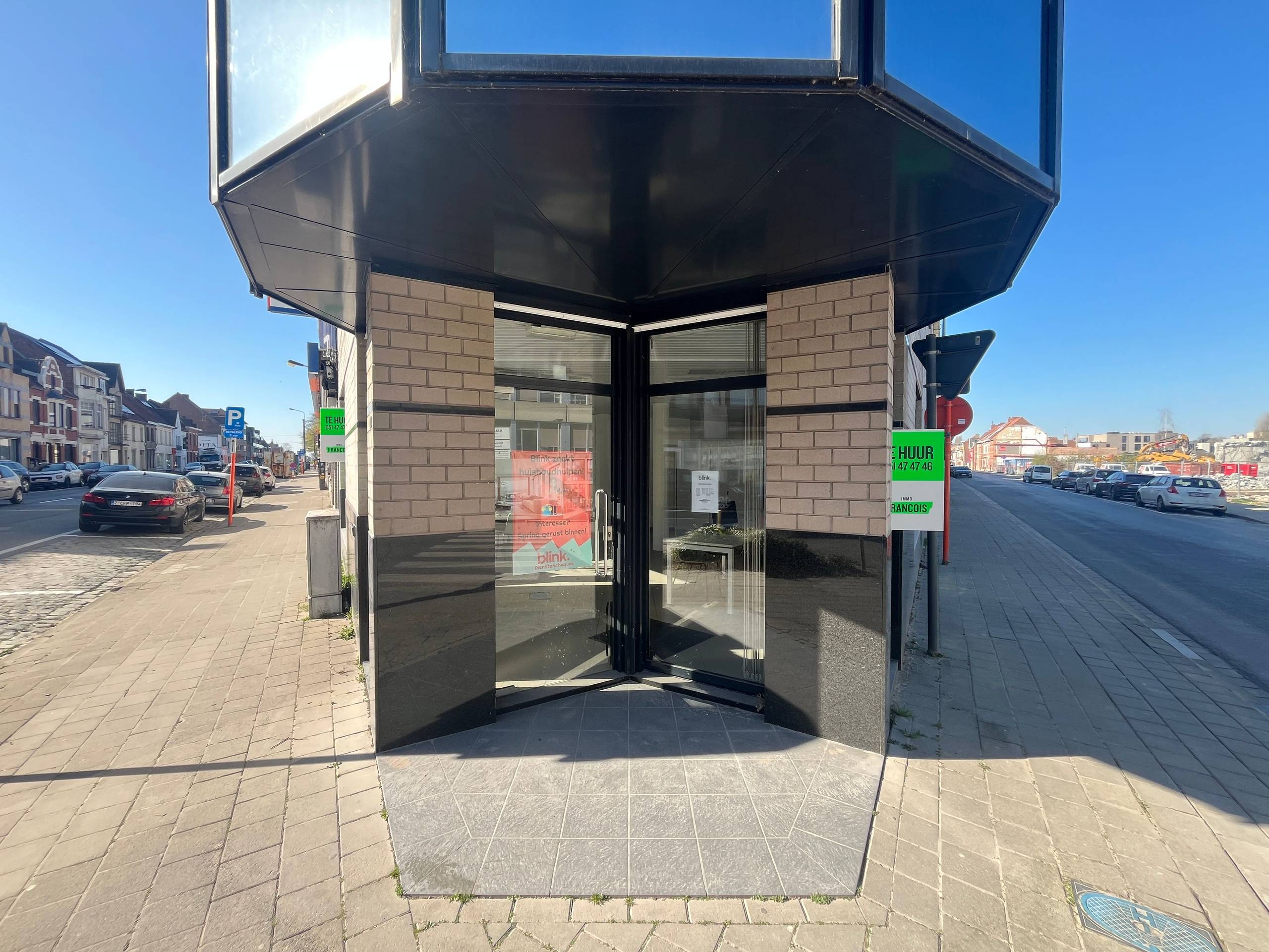 Kantoor met hoekligging nabij het centrum van Roeselare - foto 3