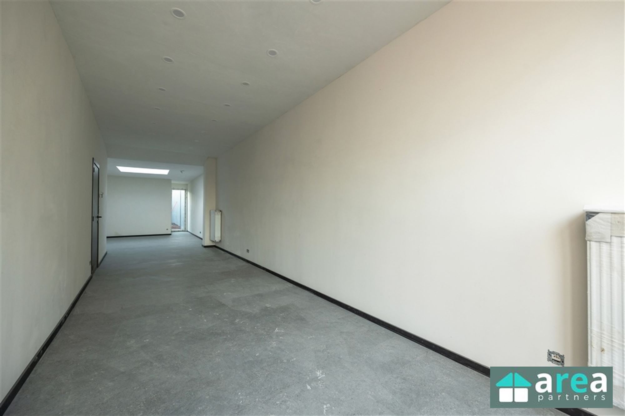 Pand met app + handelsruimte + stockage - foto 3