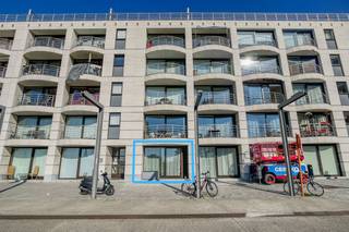 Instapklaar appartement op het gelijkvloers gelegen op een ideale locatie in Zeebrugge dichtbij verschillende faciliteiten. Indeling als...