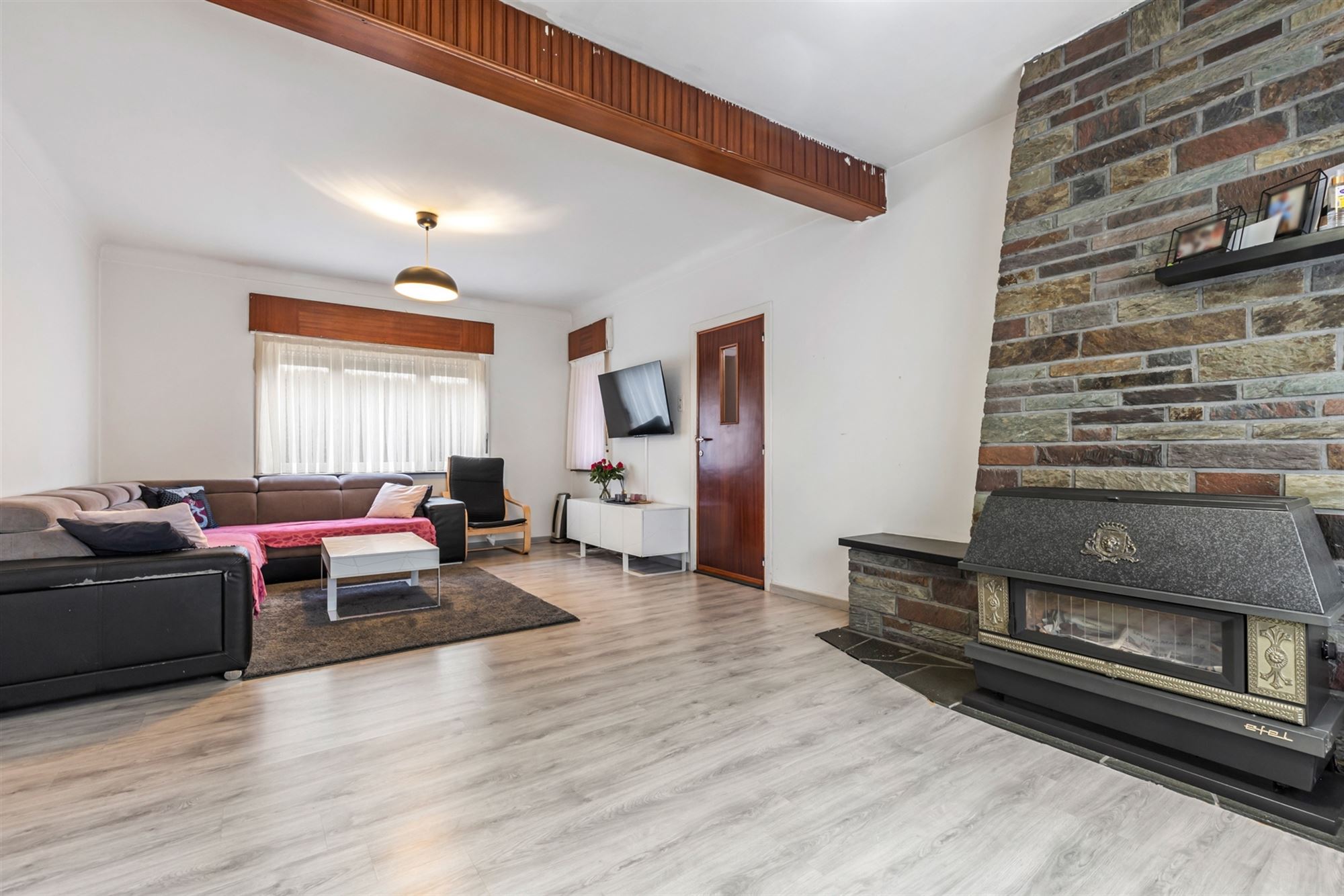 OP TE FRISSEN WONING MET 3 SLAAPKAMERS OP EEN RUIM PERCEEL VAN 10A57CA TE BEVERLO - foto 2