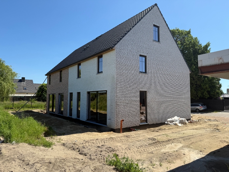 Maison à vendre à Diepenbeek avec 4 chambres - photo 4
