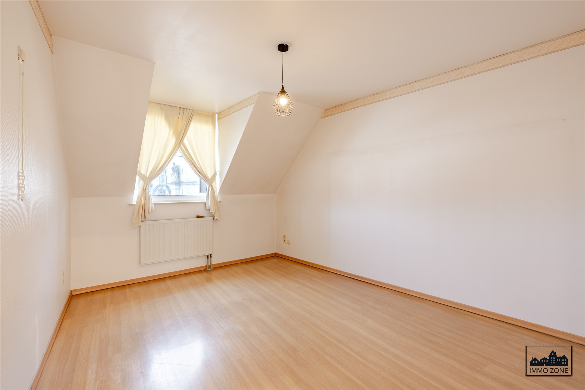Ruim appartement van 110 m² in centrum Hamme - foto 5