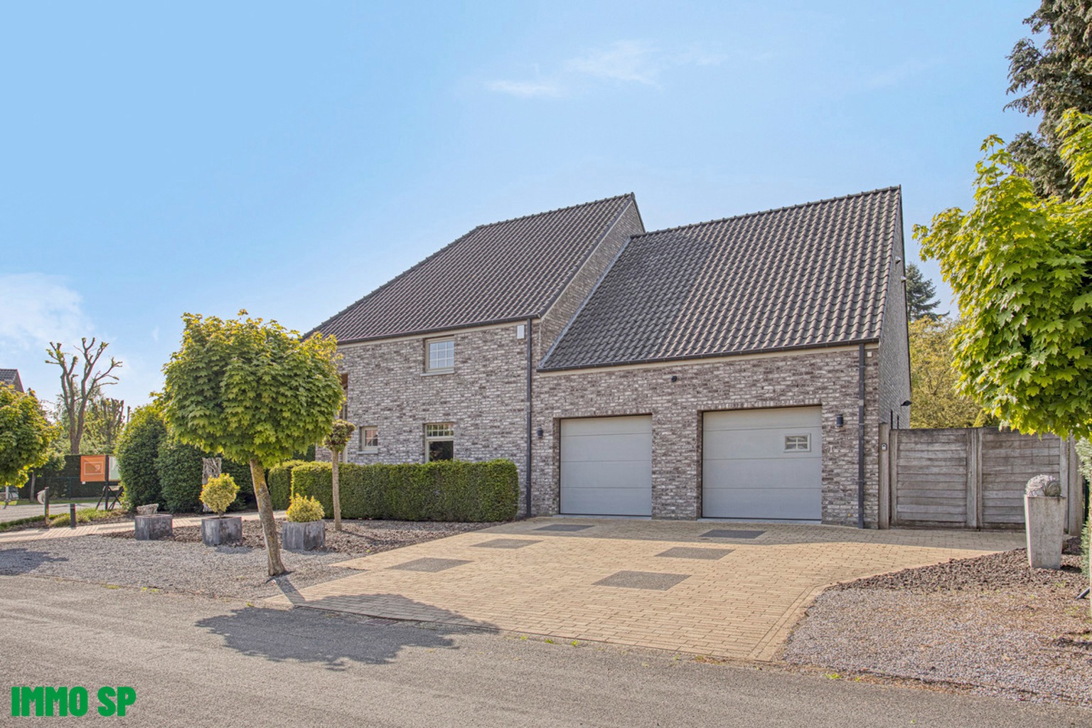 Ruime instapklare villa op rustige locatie. - foto 2