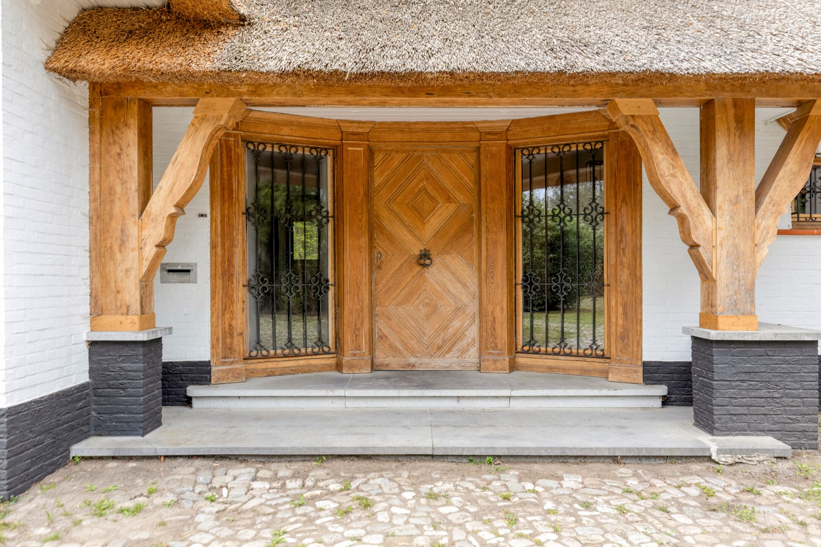 Unieke villa op centrale locatie met verkavelingsmogelijkheid - foto 2
