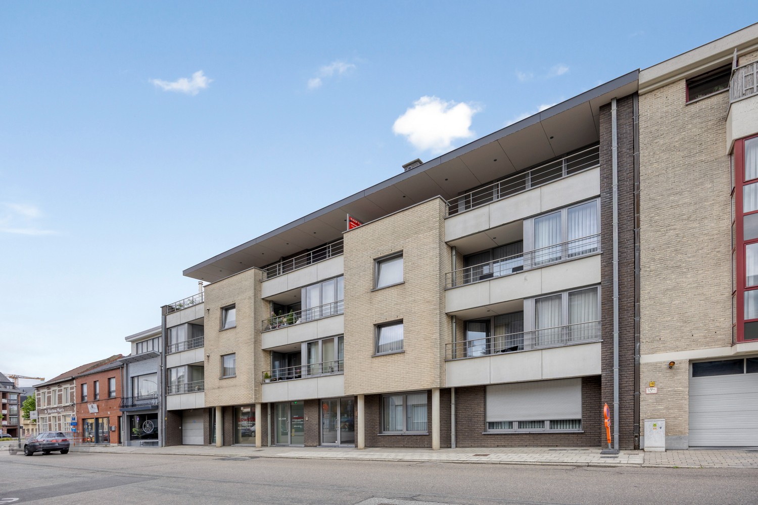 Appartement à vendre à Saint-Trond avec 3 chambres - photo 1