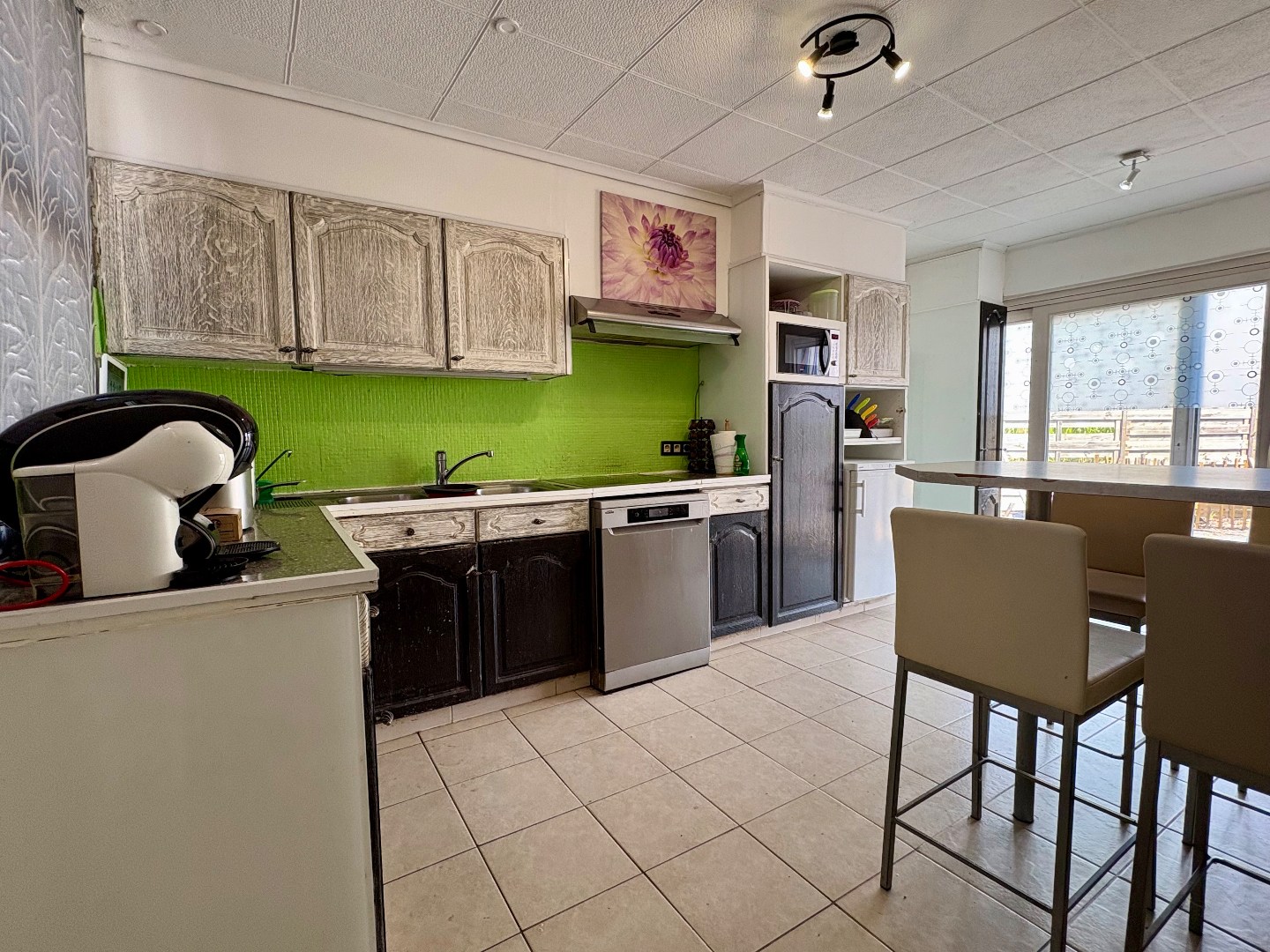 Woning te koop in het landelijke Tiegem met veel potentieel - foto 4