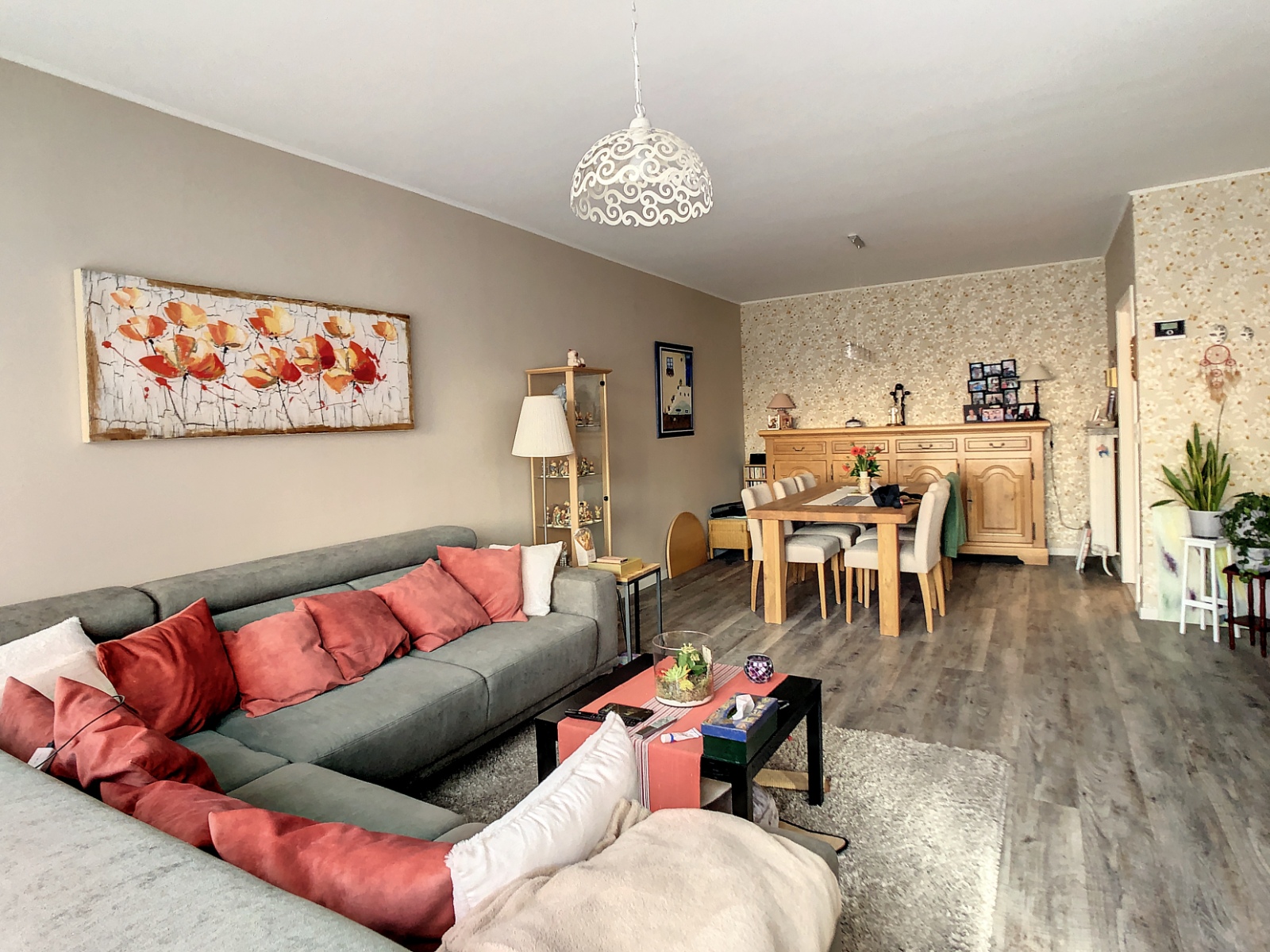 Apartment for sale in Merksem with 2 bedrooms - photo 2