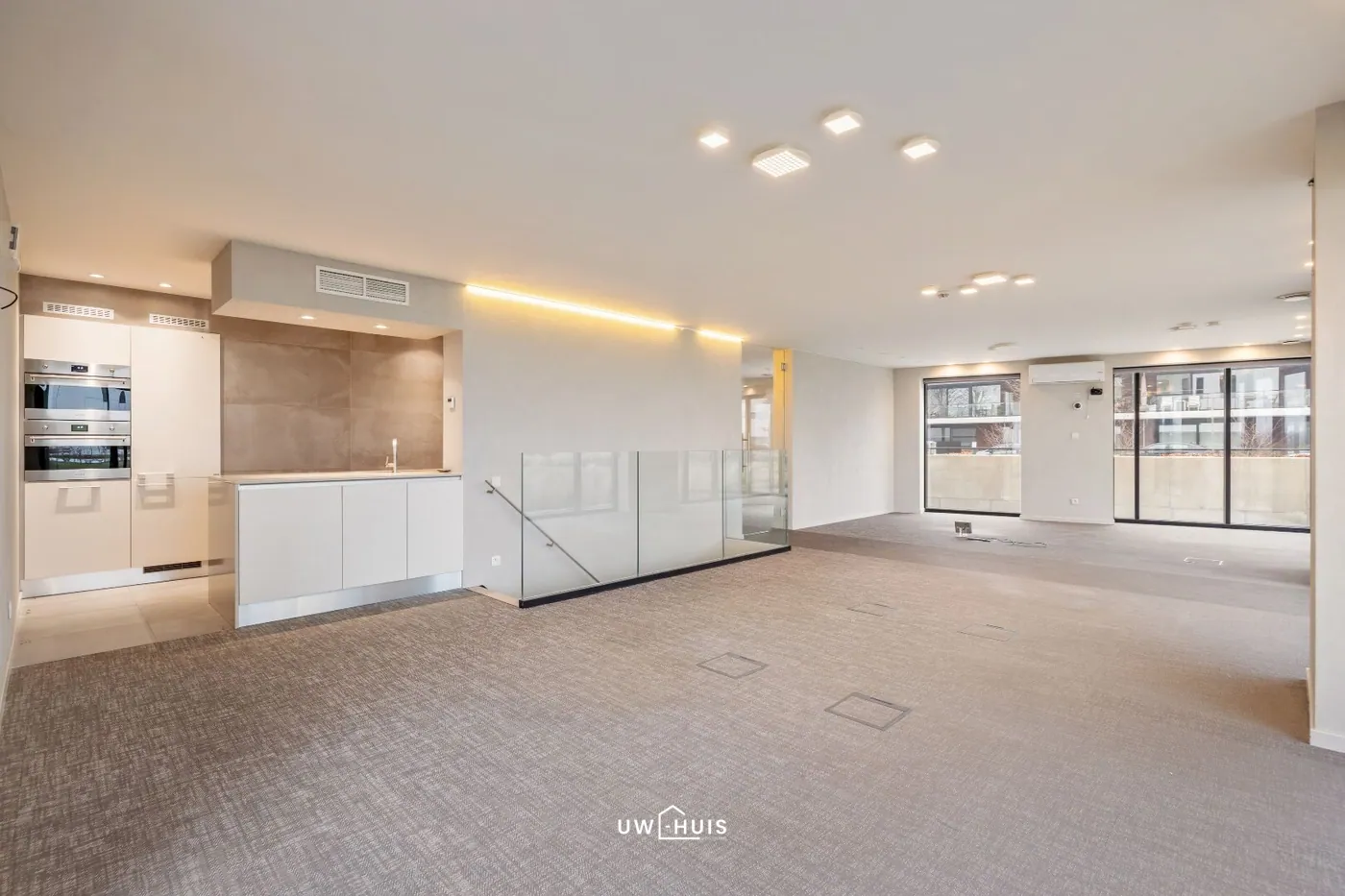 Trendy kantoorruimte op een unieke locatie te Temse - foto 2