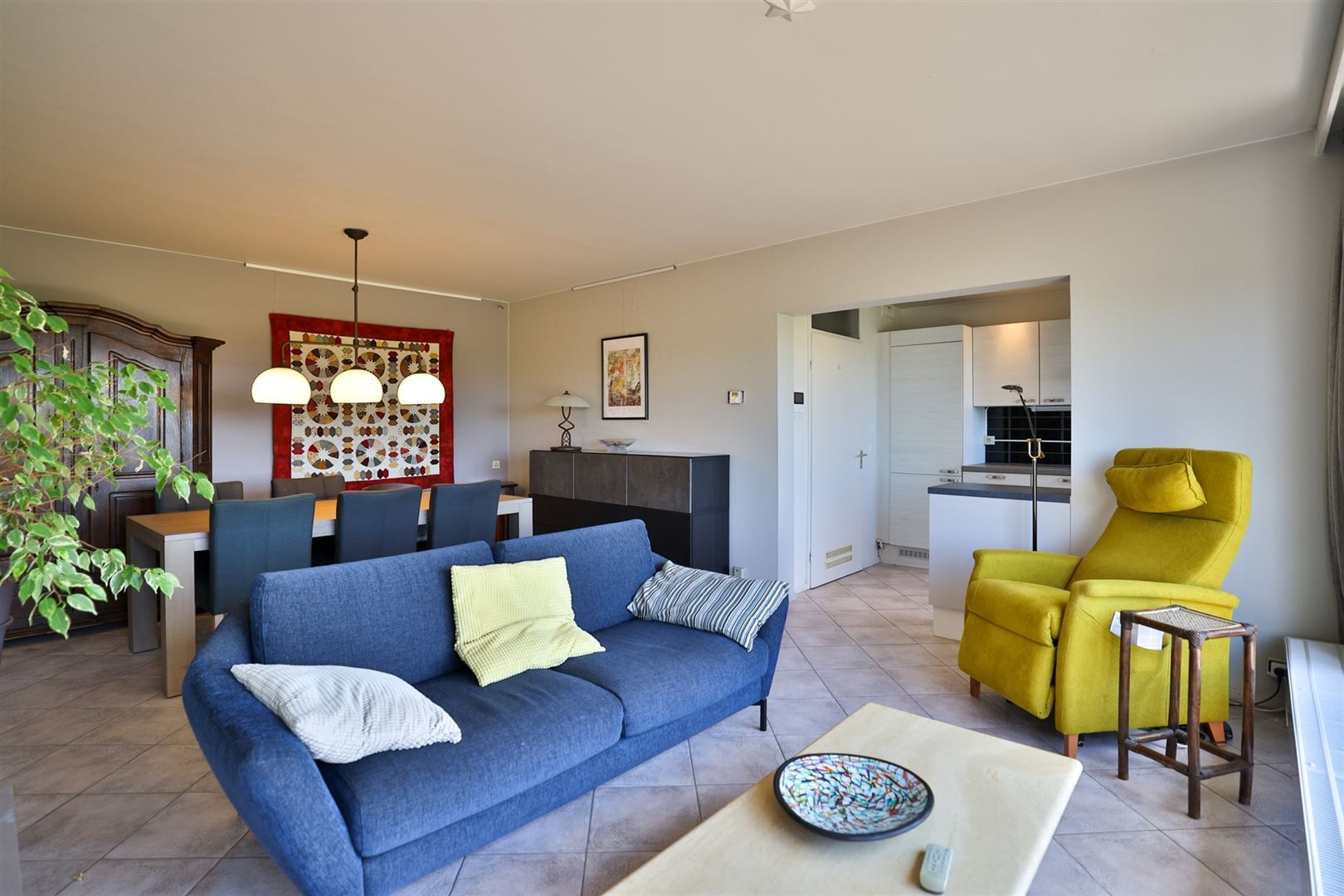 Instapklaar appartement met 2 slaapkamers + autostaanplaats - foto 4