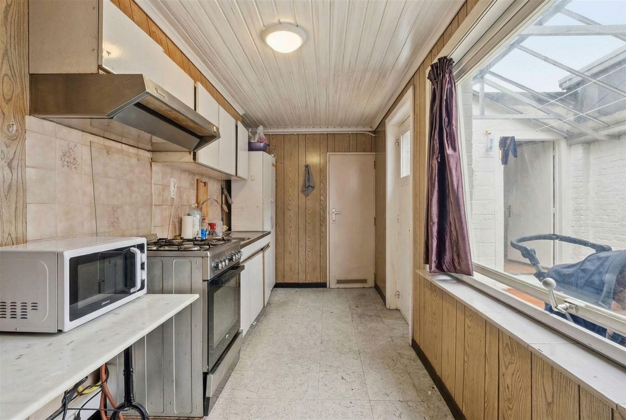 Woning te Izegem met 3 SLPK, garage en uitweg - foto 5