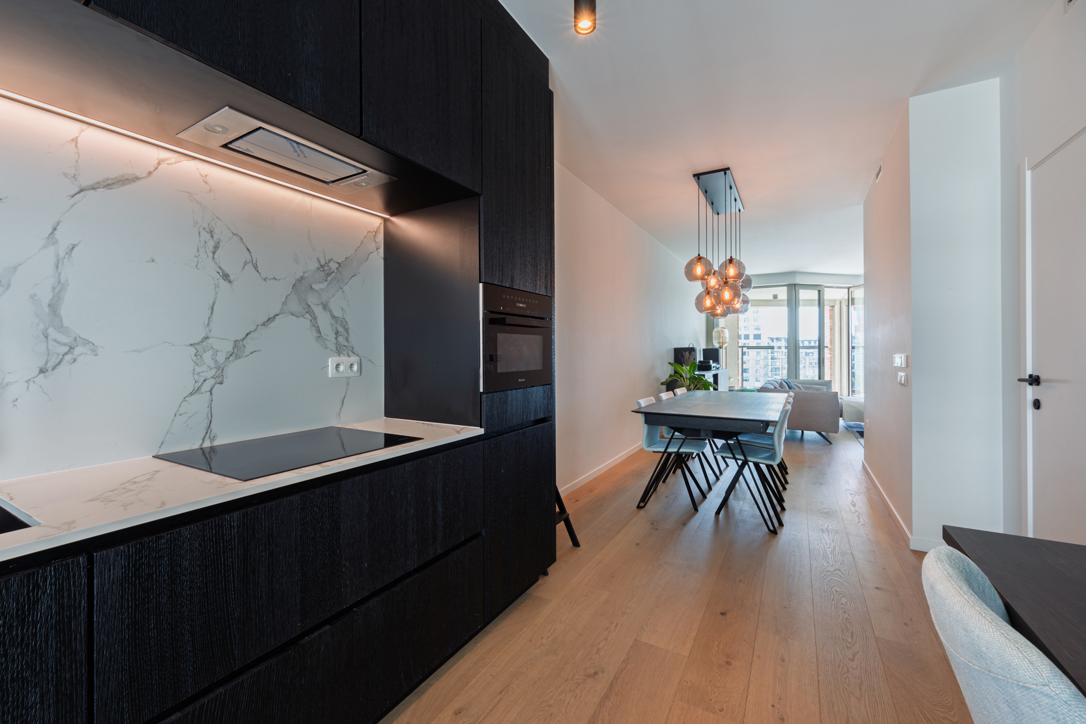 ANTWERPEN -Twee slaapkamer appartement met zicht op water - foto 5