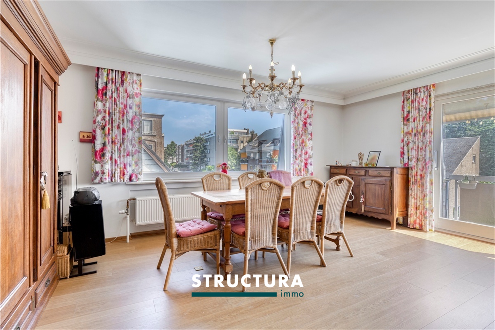 Prachtig, authentiek penthouse-appartement gelegen in een rustige buurt. - foto 4