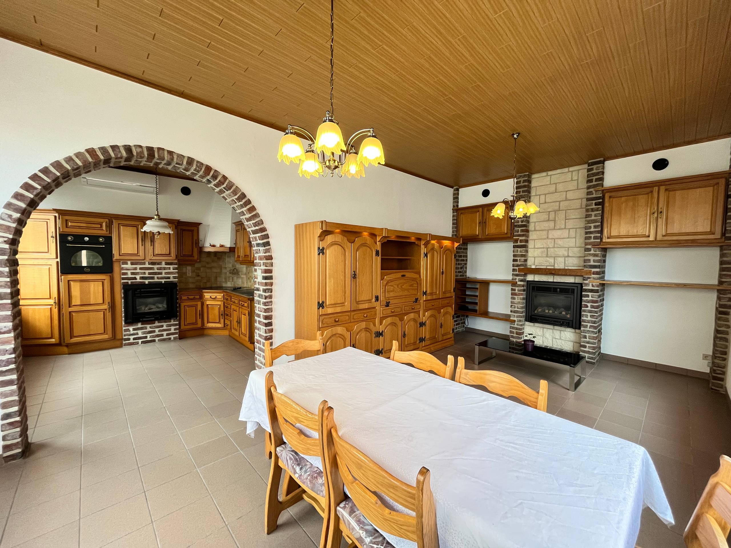 4 slaapkamerwoning met garage+carport in centrum Wervik - foto 4