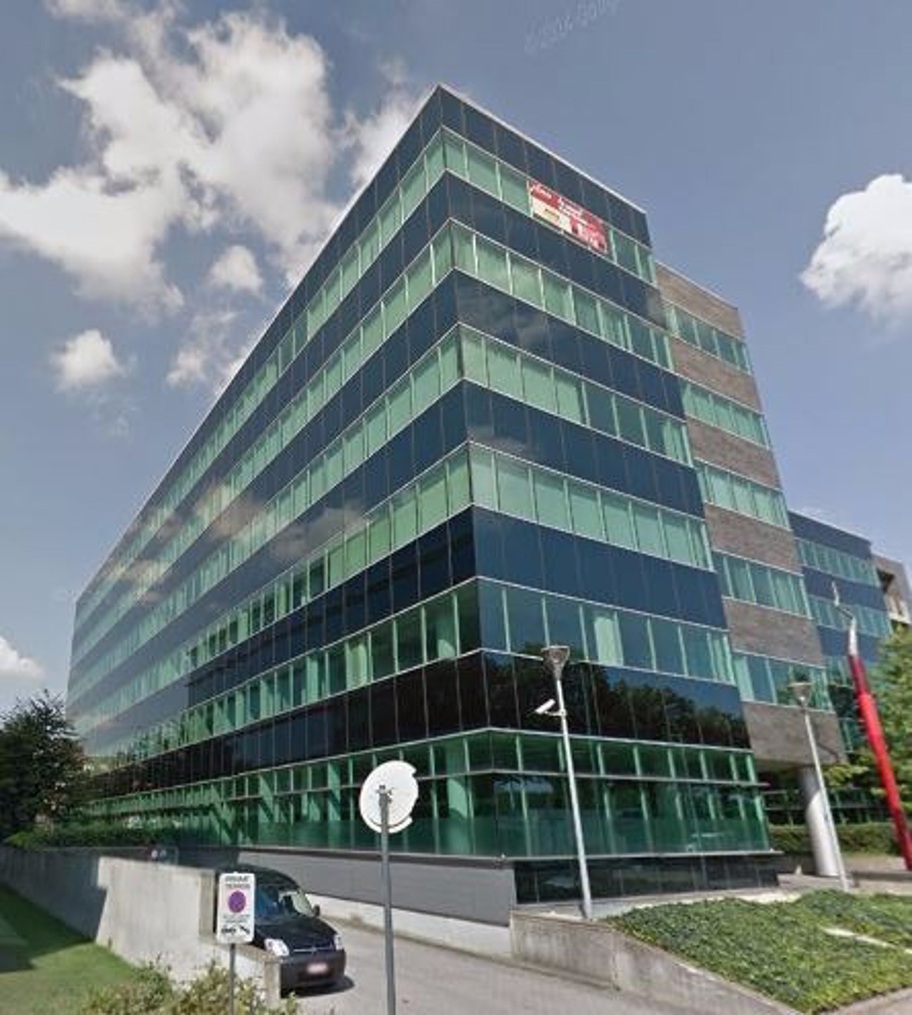 Commercial à louer à Berchem - photo 1