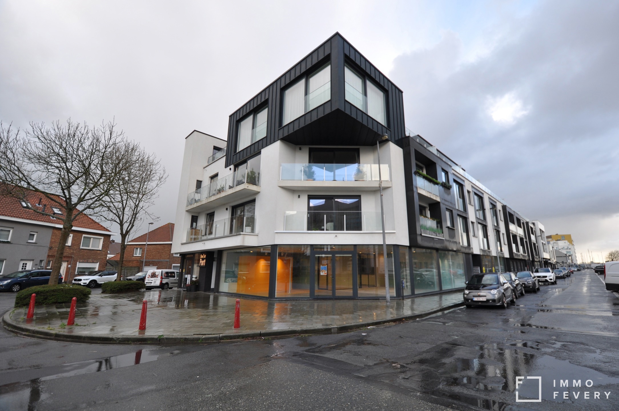 Commercial for rent in Bruges - photo 1