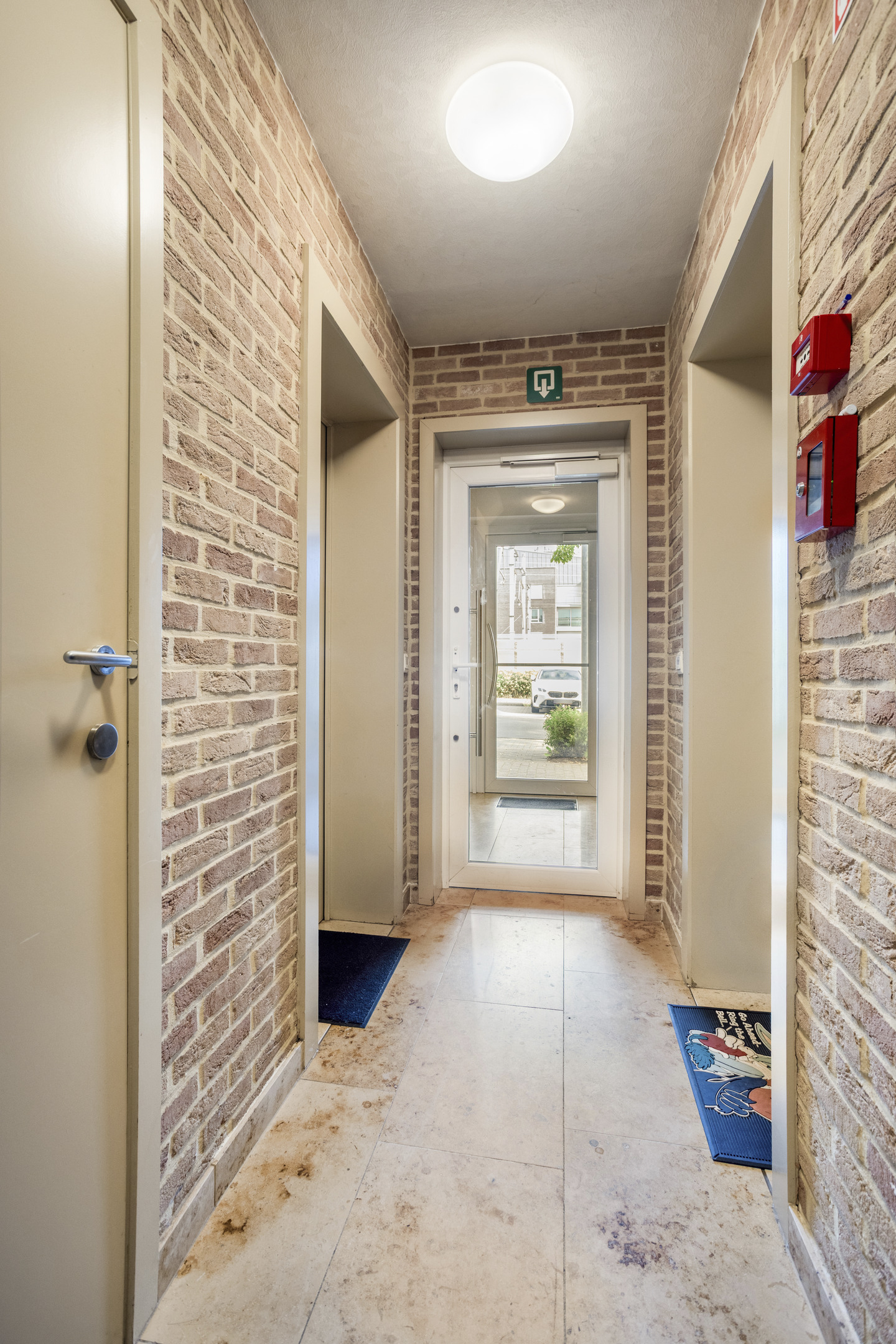 Lichtrijk duplex-appartement met parkeerplaats in Herent. - foto 5