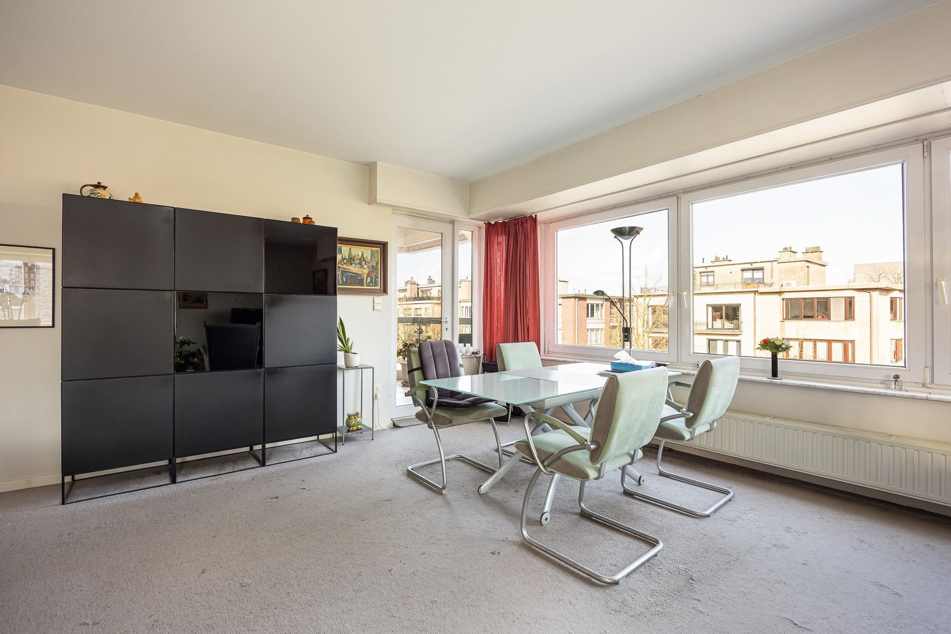 Groot hoekappartement met bijzonder veel lichtinval op de 3e verdieping - foto 4