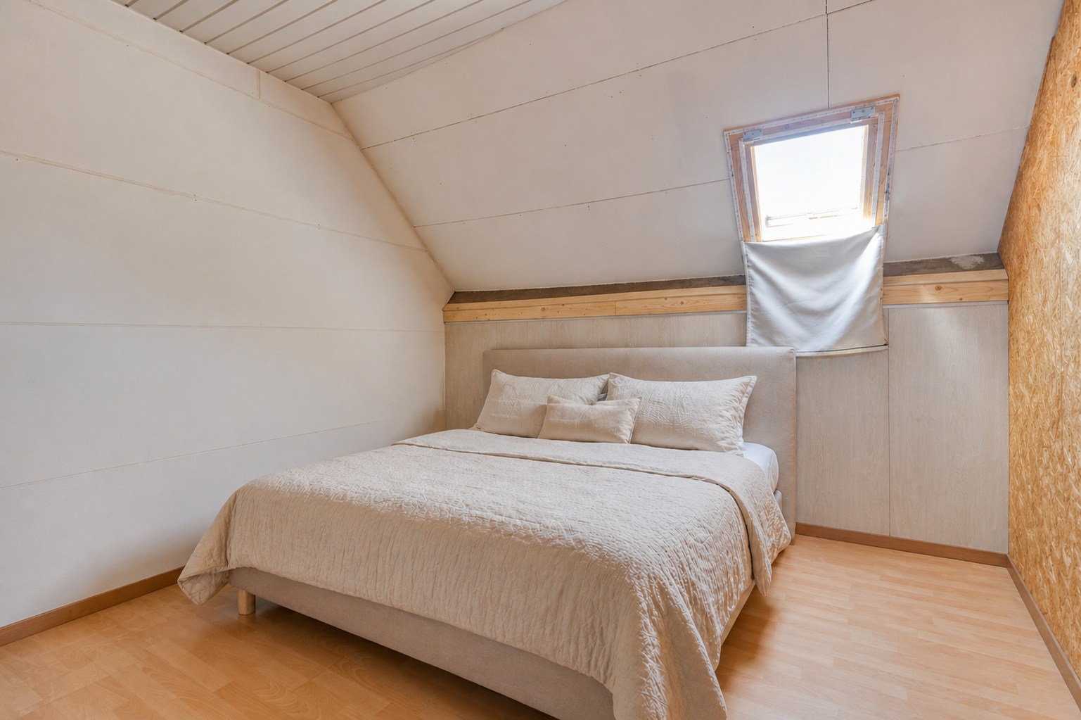 Ruime instapklare woning met multifunctionele ruimte en topligging te Ledegem - foto 4