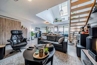 We Invest Liège et Lucas (0479/76.60.97) vous proposent à Richelle un superbe duplex alliant confort moderne et charme résidentiel. Idéalement...