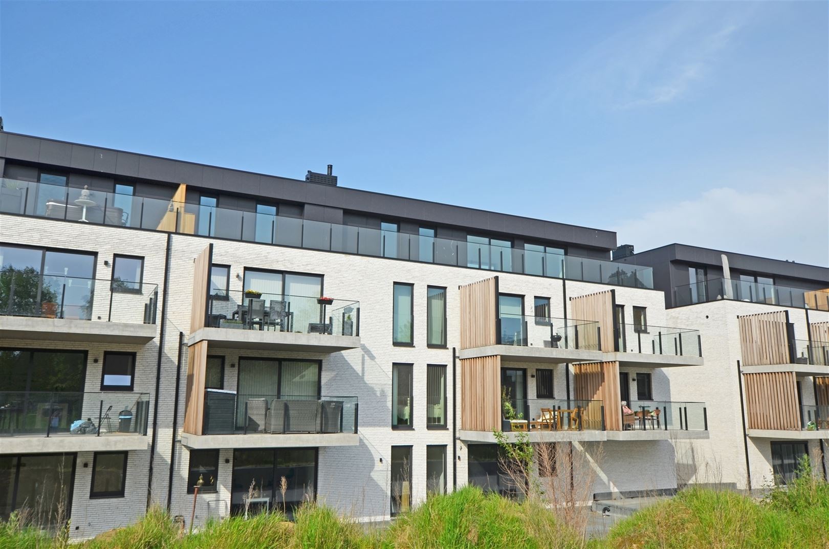 Apartment for rent in Diepenbeek with 2 bedrooms - photo 2