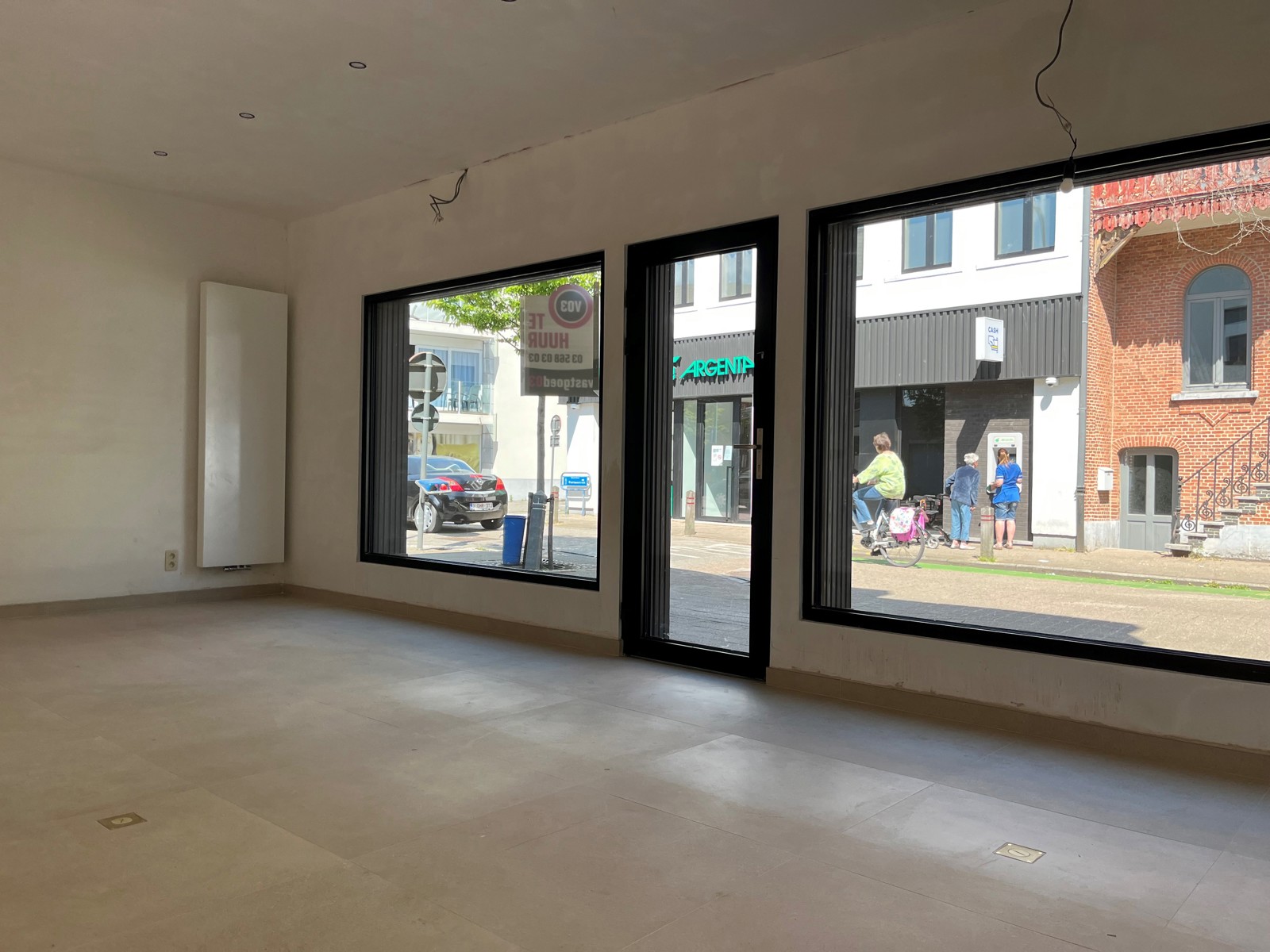 Commercieel gelijkvloers in het centrum van Kapellen! - foto 4