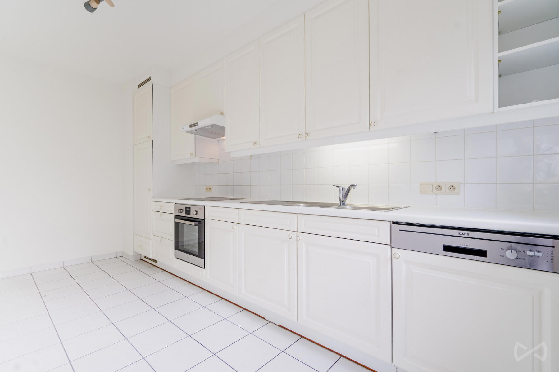 Apartment for rent in Woluwe-Saint-Pierre with 3 bedrooms - photo 5