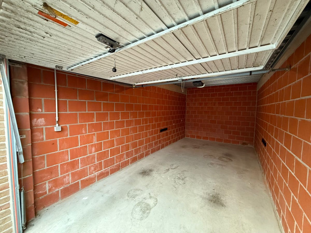 Garage box à vendre dans le centre de Waregem - photo 3