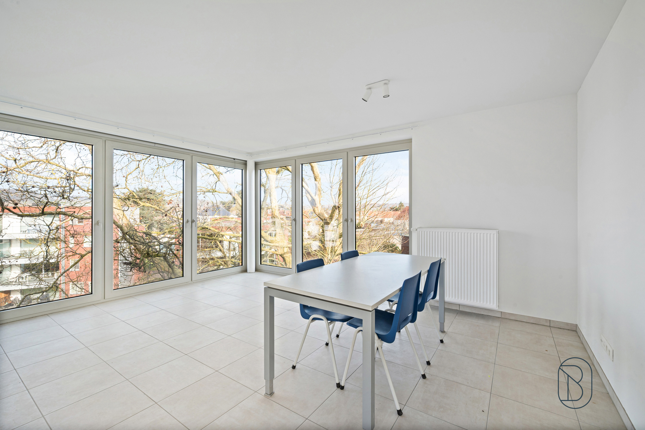 Topgelegen in het centrum: kwalitatief appartement met zicht - foto 5