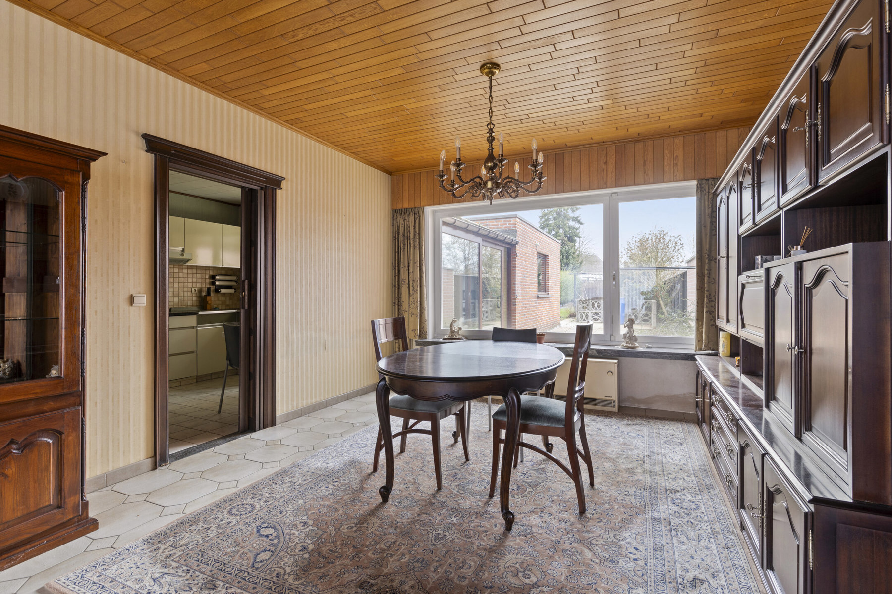 Ruime woning met tuin én garage in hartje Belsele - foto 5