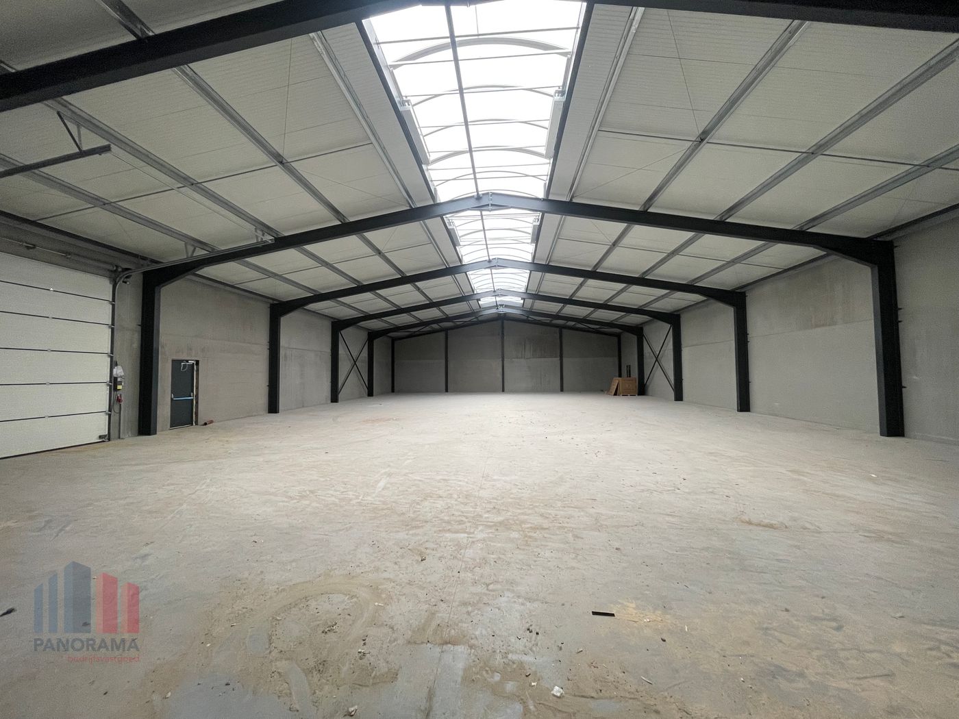 873 m² BEDRIJFSGEBOUW MET KANTOOR/SHOWROOM - foto 5