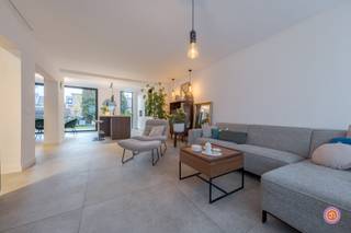 PLAN JOUW BEZOEK VIA VOLGENDE LINK: calendly.com/julimmo/uitbreidingsstraatOp een uiterst rustige en kindvriendelijke ligging, in een doodlopende...