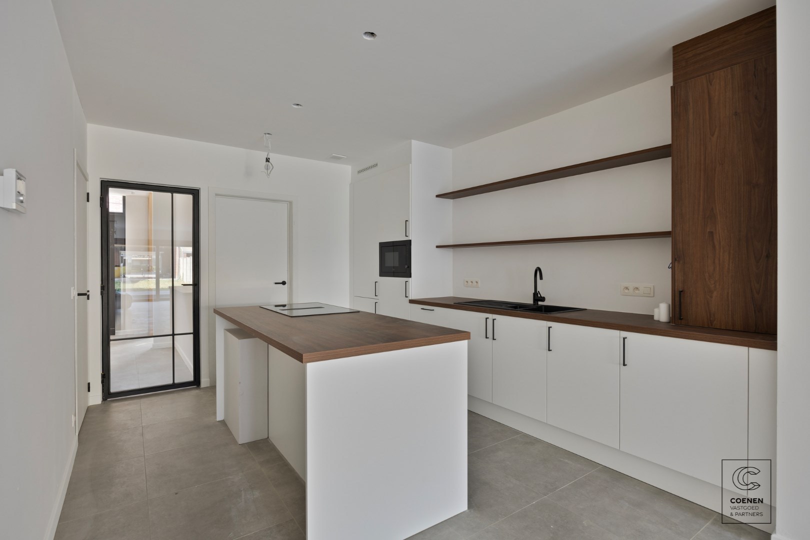 Prachtig, volledig gerenoveerde woning met 3 slaapkamers op een toplocatie te Turnhout! - foto 3