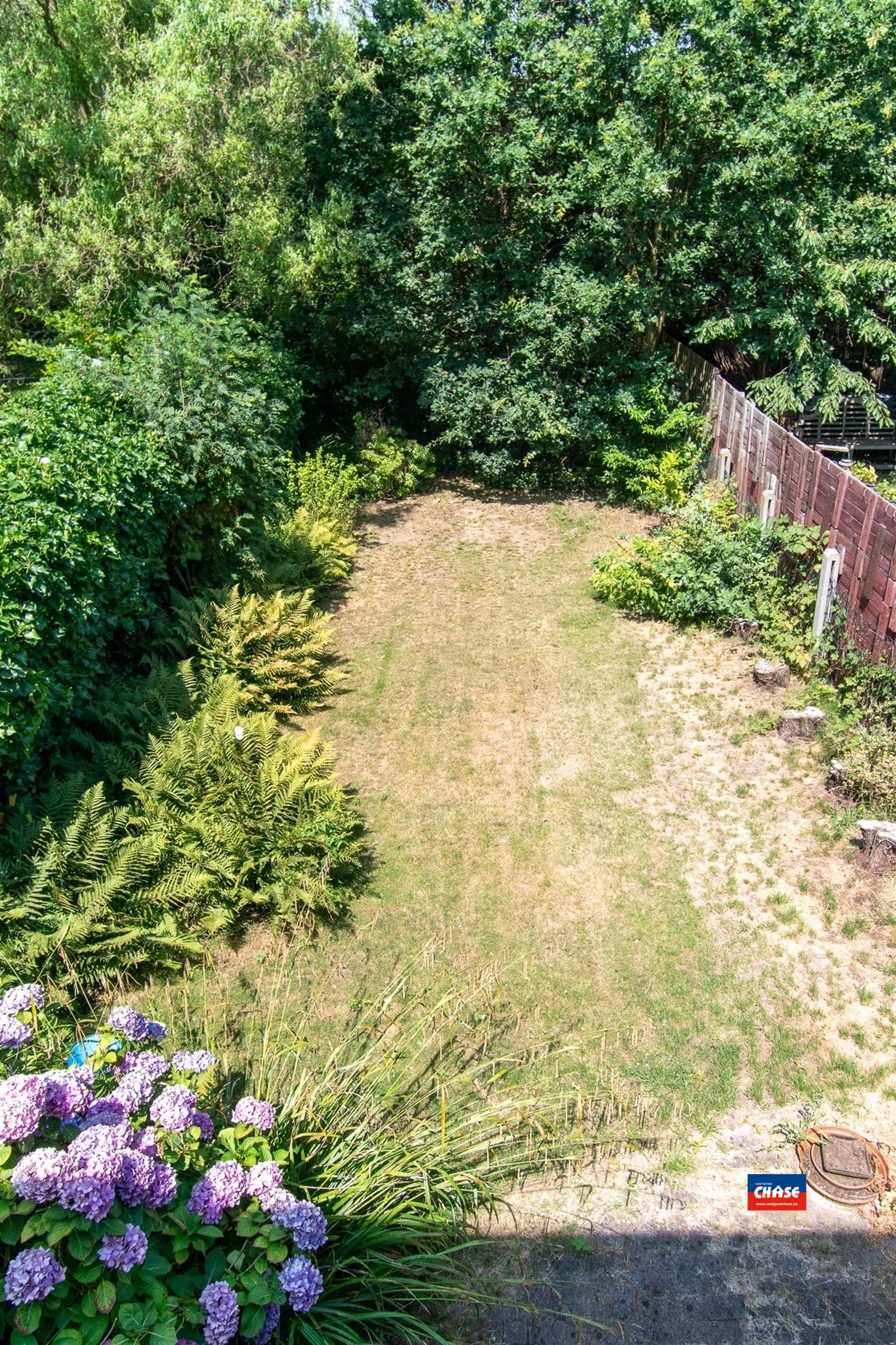 Rustig gelegen Bel-étage met drie slaapkamers, oprit, garage en een grote tuin - foto 5