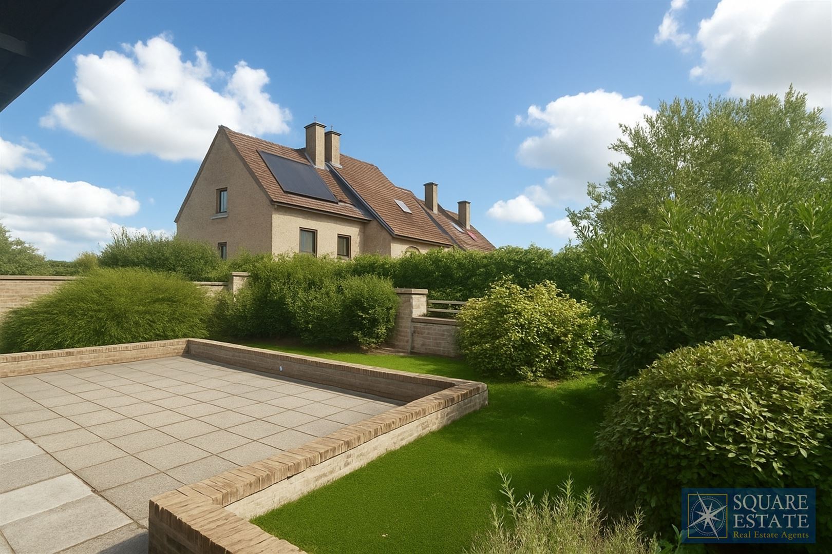 Superb apartment with terrace on the Markt - photo 1