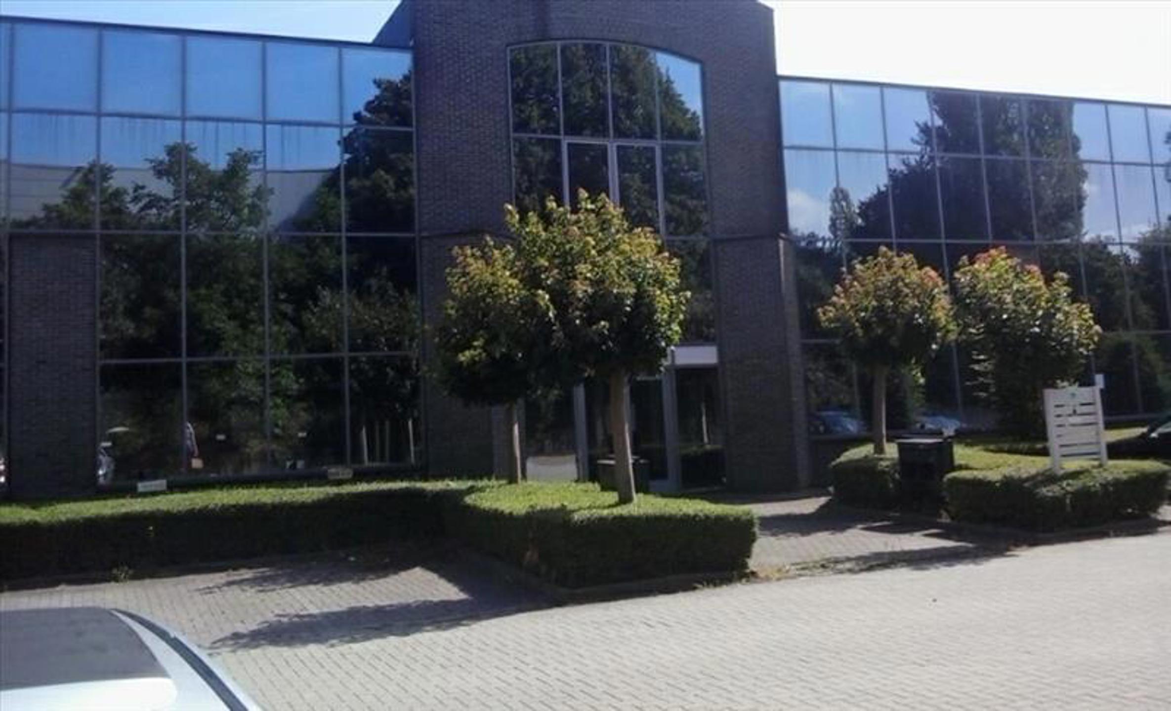 Commercial for rent in Zaventem - photo 1