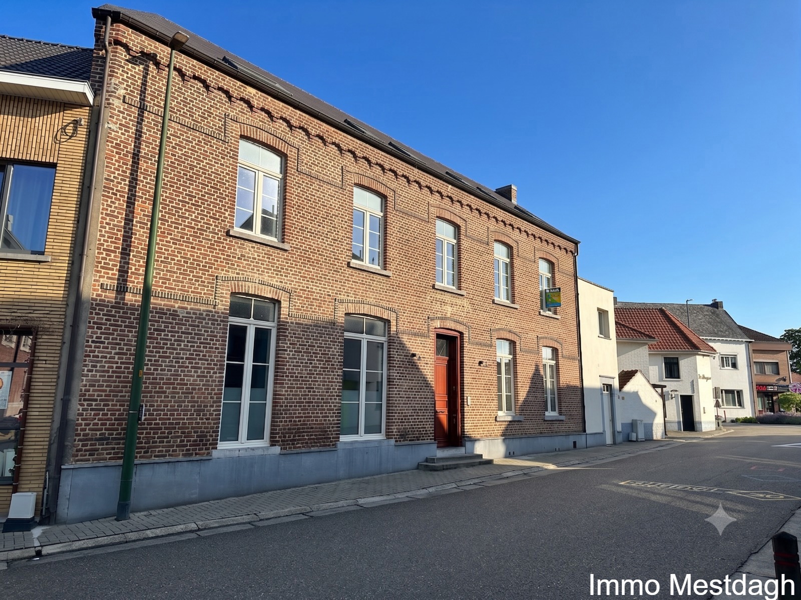 Strak & energiezuinig duplex-appartement met terras in hartje Geetbets - foto 3