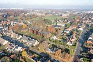 Dit appartement maakt deel uit van het nieuwe woonproject Creyte, gelegen in Oostakker tussen de Krijtestraat en Aan de Ratte.Heel ruim appartement...